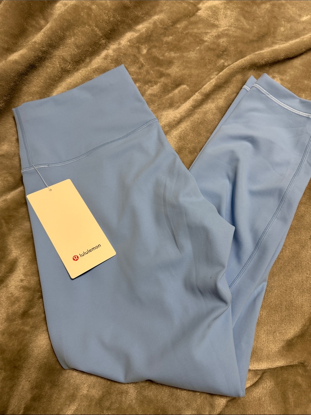 Lululemon Wunder Train HR 25” Inseam Size 12